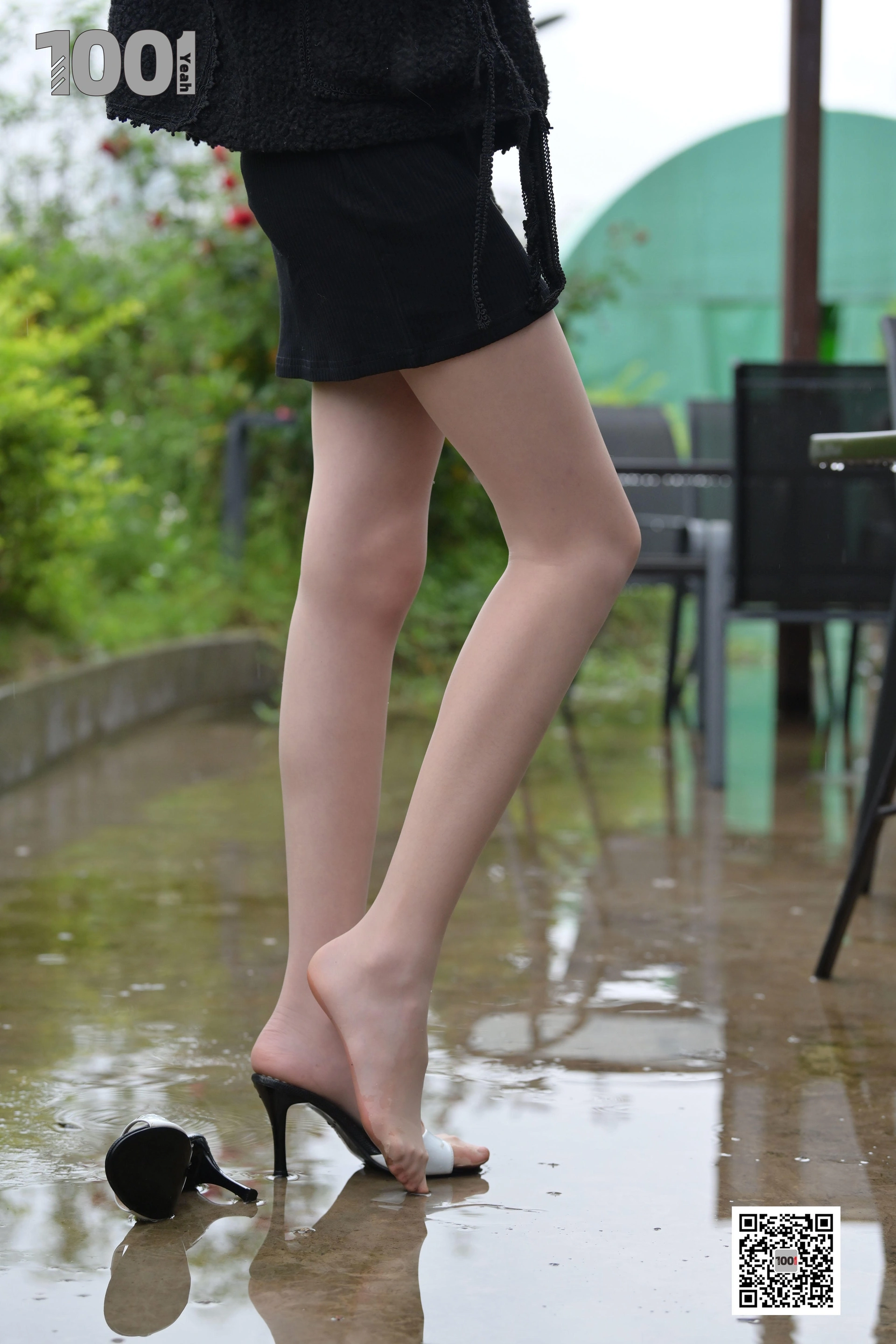 [IESS异思趣向] 一千零一夜 164《雨中漫步4》 0